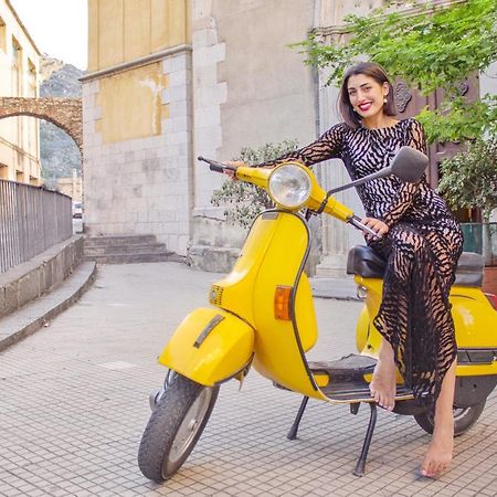 Bilocale Holiday Taormina Centro Daire Dış mekan fotoğraf